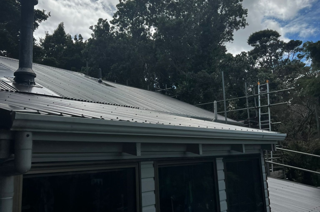Cheap Roofing vs Quality Roofing: What Matters More?